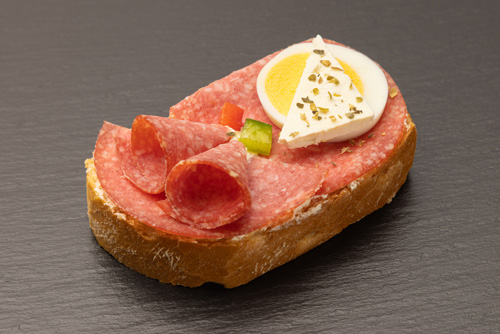 Mailänder Salami (mit Feta Käse)